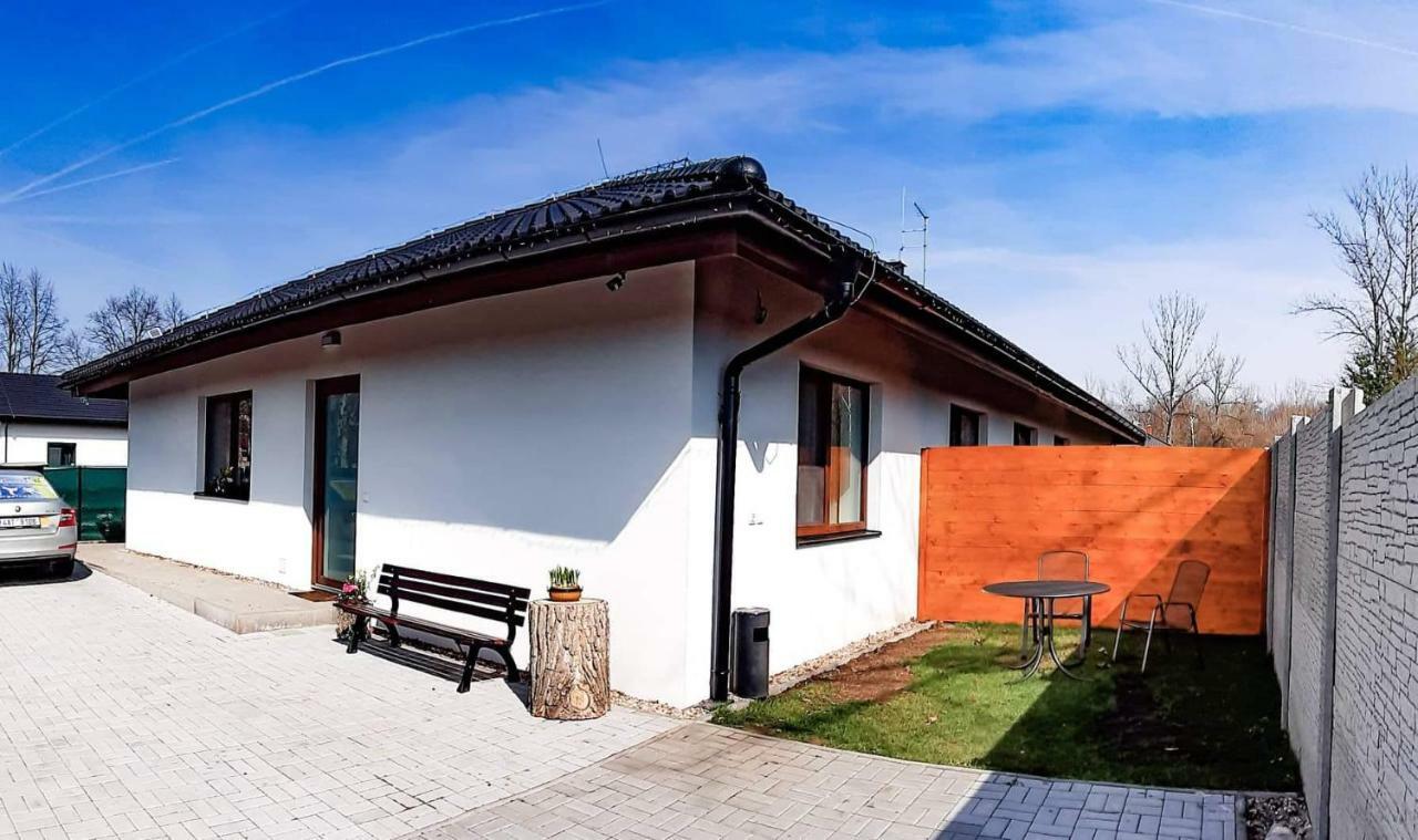 Apartman Dubova Milovice  Exteriér fotografie