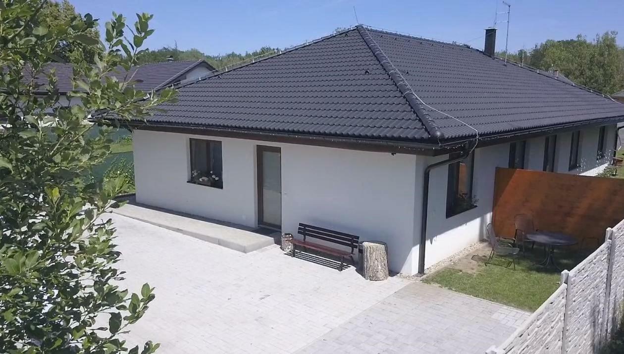 Apartman Dubova Milovice  Exteriér fotografie